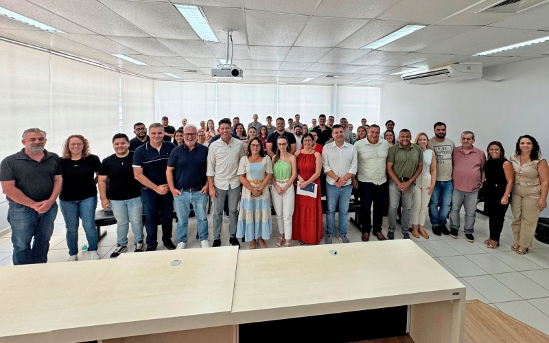 Cianorte recebe autoridades estaduais para discutir projetos de desenvolvimento