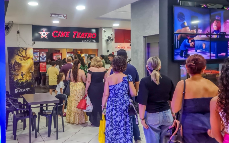 Cianortenses lotam o cinema para prestigiar “O Brilho de Francisca”