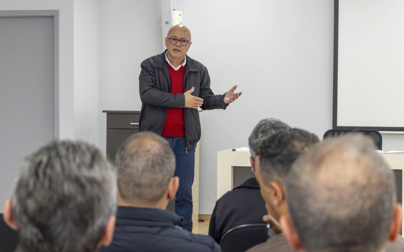 Procon de Cianorte orienta comerciantes de veículos seminovos para adequações às leis do consumidor 