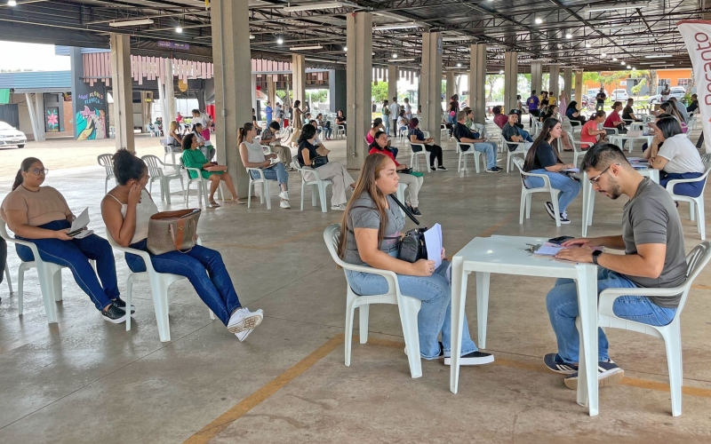 Evento movimenta mercado de trabalho, ofertando oportunidades ao público feminino 