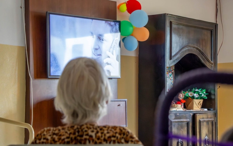 “O Brilho de Francisca” é exibido no Lar dos Velhinhos