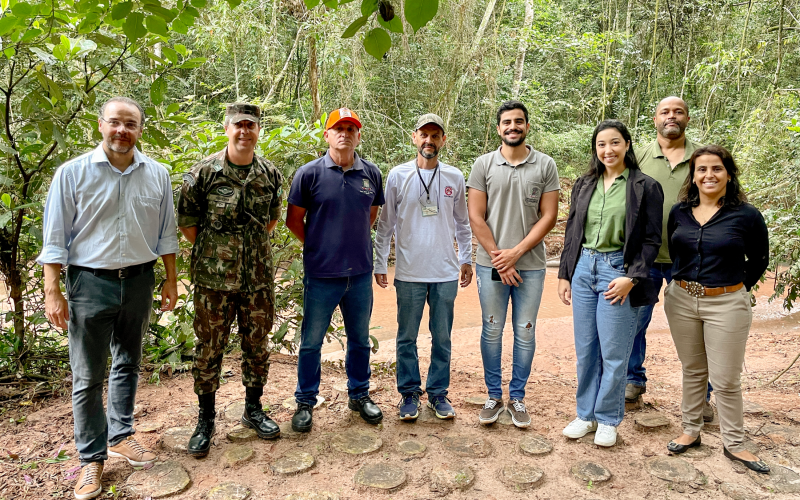Limpeza simbólica dos rios marca início da ação ambiental