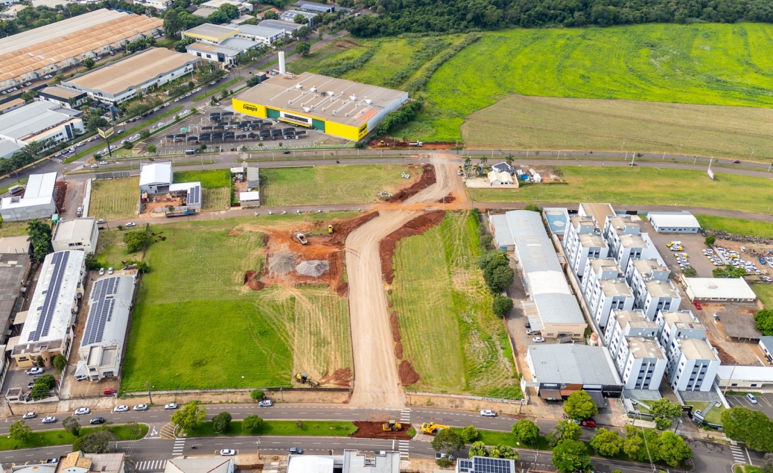 Prefeitura abre novo acesso entre as avenidas José Silveira e América