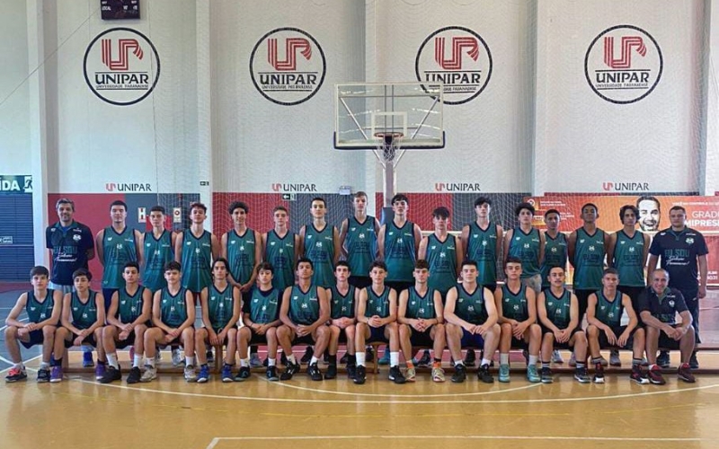 Cianorte sedia treinos da equipe estadual sub-15 de basquete