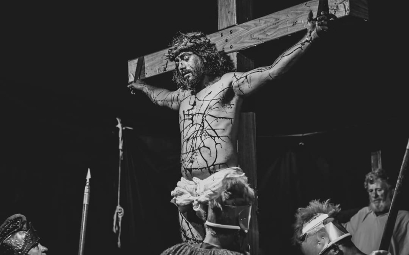 Paixão de Cristo: um espetáculo emocionante para a Sexta-feira Santa em Cianorte