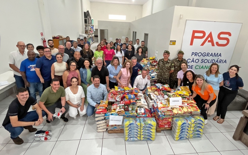 PAS repassa alimentos arrecadados na Campanha Natal Solidário 2025