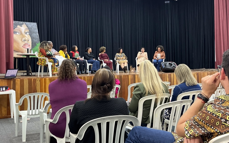 “Círculo de Resistência Feminina” celebra a força de mulheres negras em Cianorte