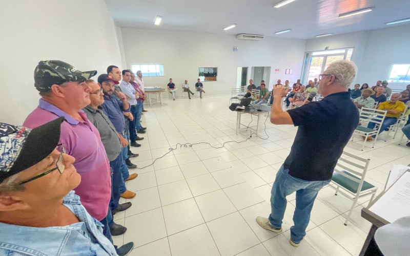 Assembleia constitui cooperativa de produtores familiares dos municípios da Amenorte